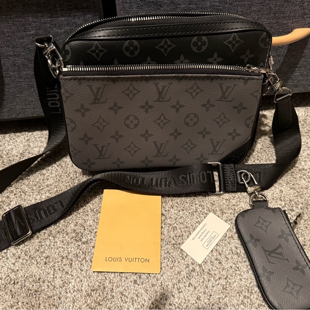 Black and grey messenger 3 in one bag